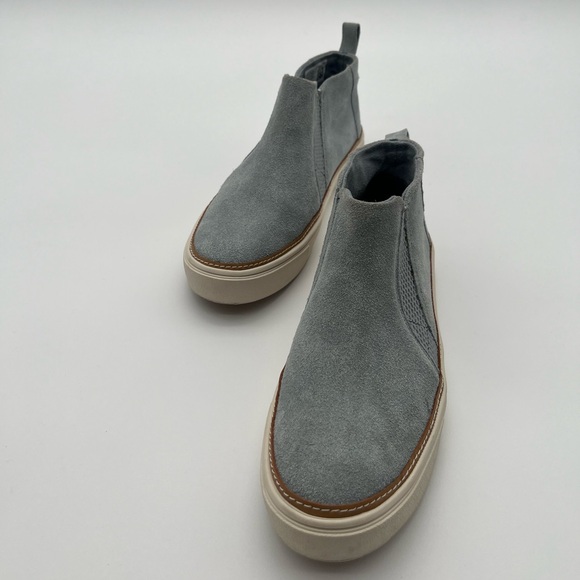Toms Shoes - (74) Toms Womens Shoe ALL Grey And Light Brown Size 6